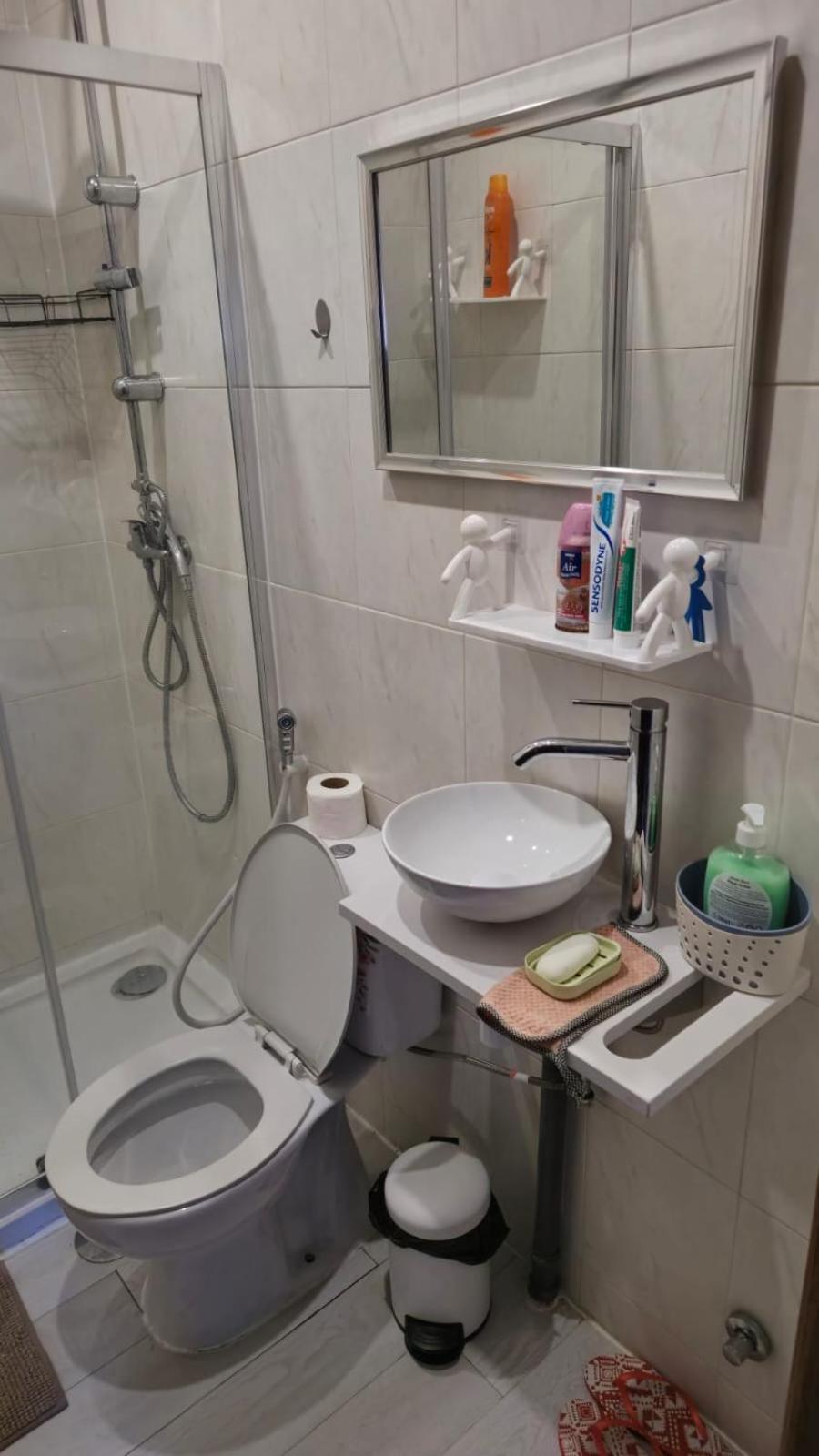 Familiar Com Cama De Casal Apenas Casais E Raparigas Nenhum Homem Individual Habitación en casa particular